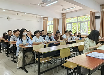 城市建设学院第二学生党支部召开预备党员发展大会