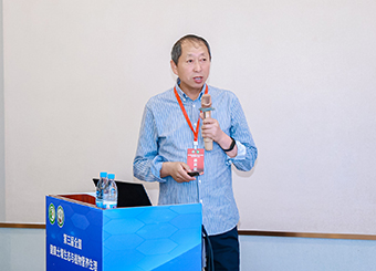 教授——李录久