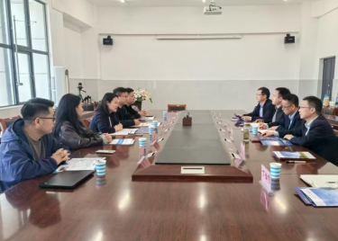 城市建设学院汪青院长带队赴皖西学院调研校园绿地建设