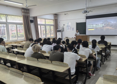 城市建设学院举办“合肥都市圈生态城镇化发展路径及对策研究”学术讲座