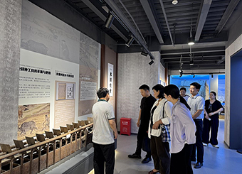 党建联建聚合力 校地携手筑新基 